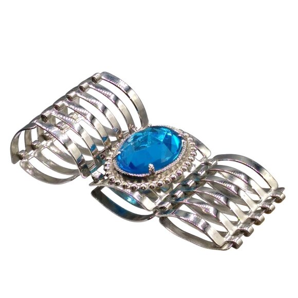 Large Oval Blue Crystal Bracelet, Royal Blue Faceted Glass on Silver Tone Lightw - Picture 2 of 5